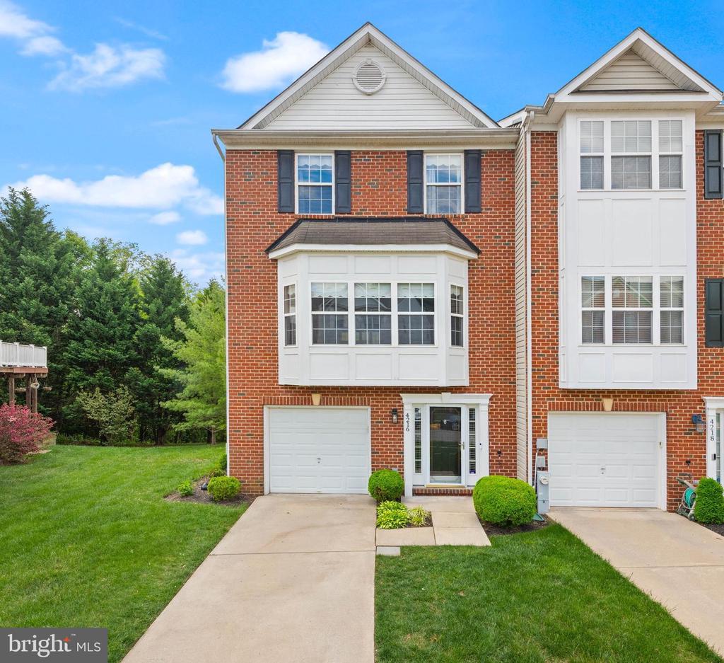 4216 LAVENDER LANE, BOWIE, MD 20720, 3 Bedrooms Bedrooms, ,2 BathroomsBathrooms,Residential,For Sale,LAVENDER,MDPG2152932