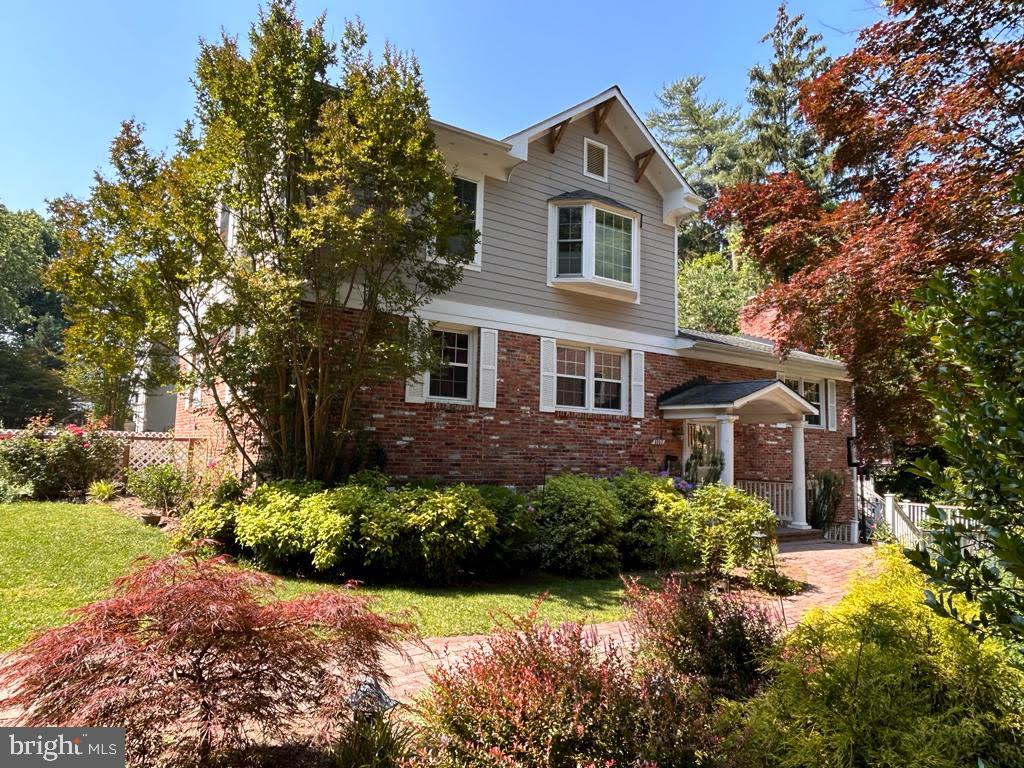 5303 DANBURY ROAD, BETHESDA, MD 20814, 5 Bedrooms Bedrooms, ,4 BathroomsBathrooms,Residential Lease,For Rent,DANBURY,MDMC2182016