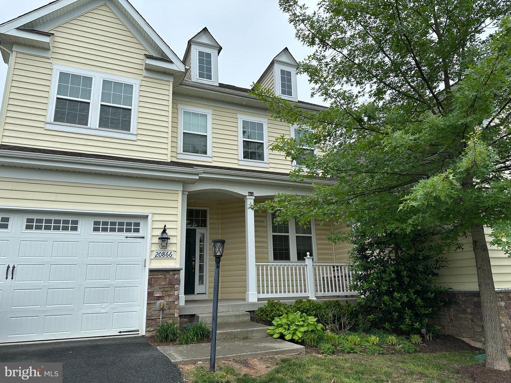 20866 GOOSE PRESERVE DRIVE, ASHBURN, VA 20148, 4 Bedrooms Bedrooms, ,4 BathroomsBathrooms,Residential Lease,For Rent,GOOSE PRESERVE,VALO2098556